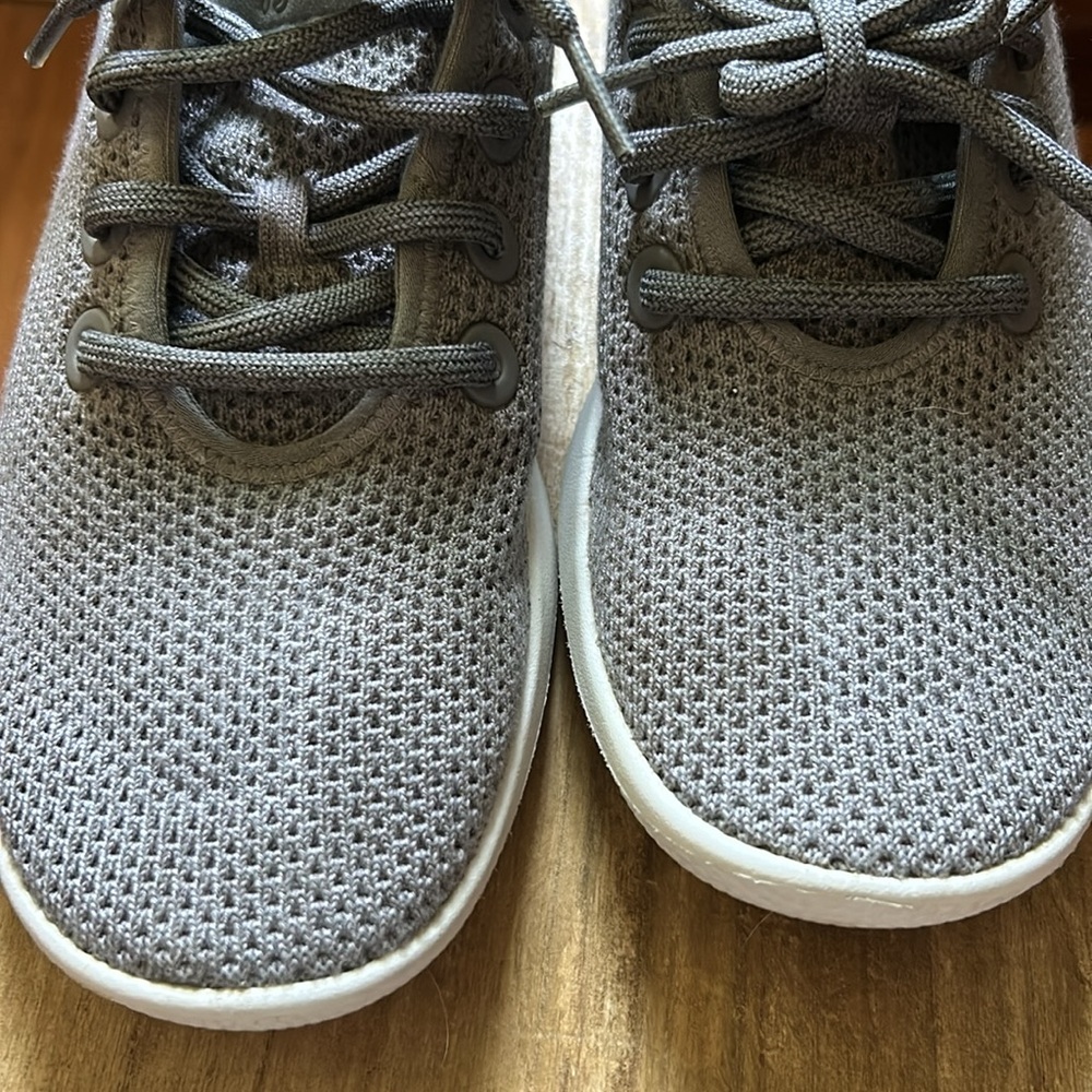 Allbirds Tree Runners - Picture 7 of 7
